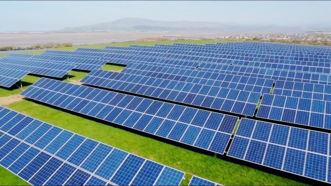 PLN Indonesia Power Optimalkan Energi Surya, Dukung Transisi Energi Menuju Net Zero Emission 2060