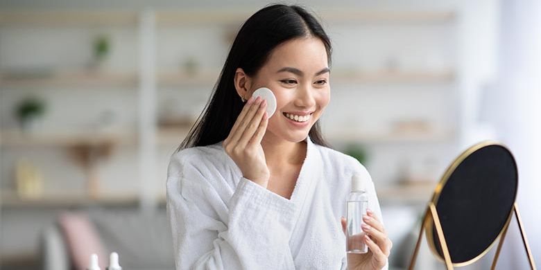 Urutan Skincare Pagi dan Malam Agar Kulit Sehat