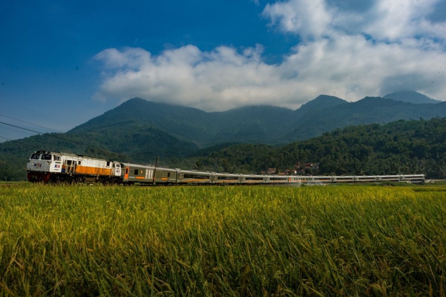 Kereta Api Argo Wilis Mulai Berhenti di Stasiun Ciamis, 15 Juli 2025