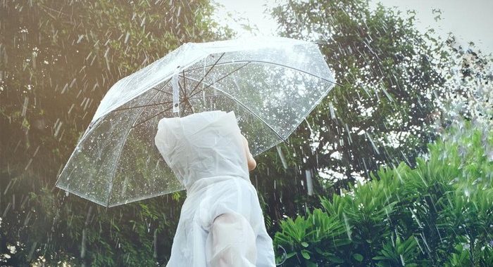Jaga Kesehatan Tubuh dengan Bijak Saat Musim Hujan