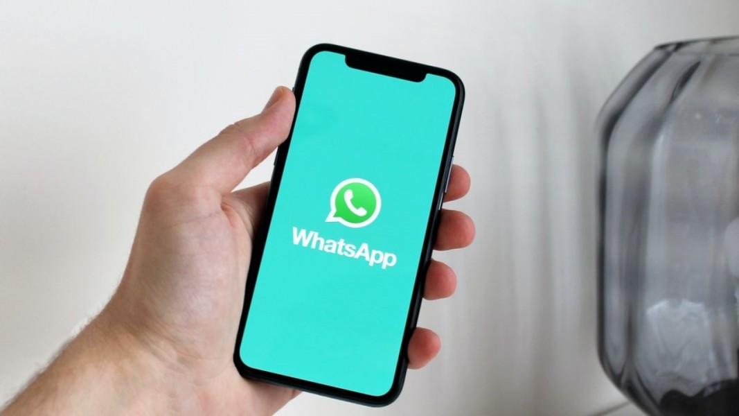 WhatsApp Kenalkan Fitur Ringkasan Pesan AI: Canggih, Tapi Tetap Aman
