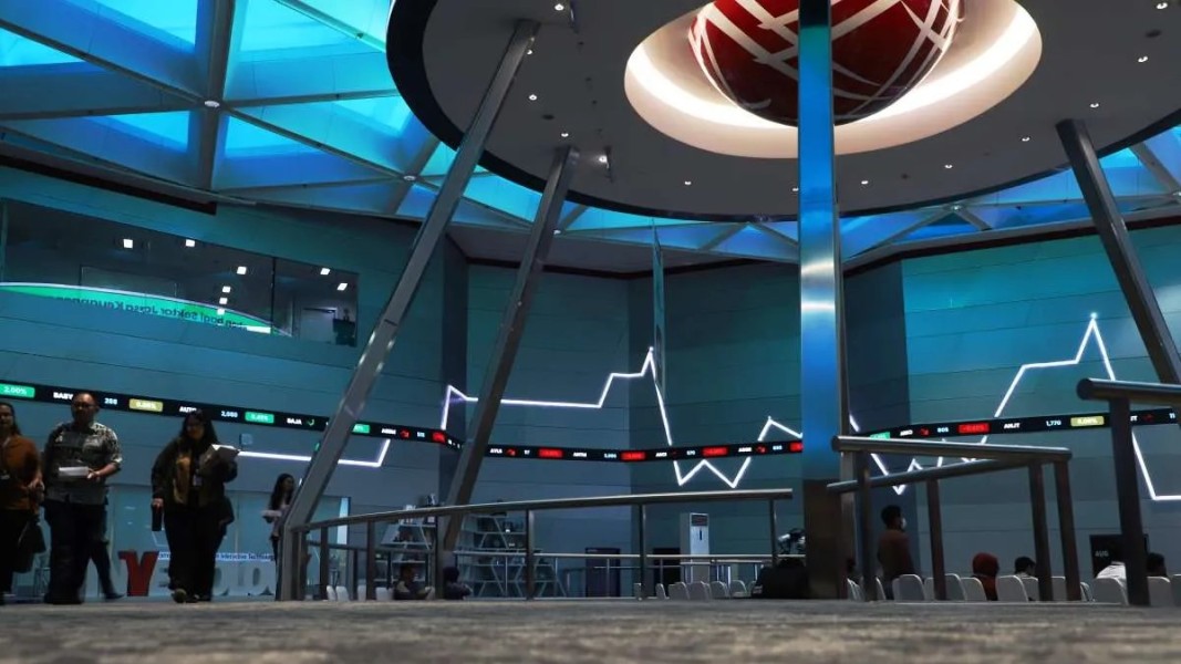 Dana Asing Rp12,8 Triliun Masuk ke Bursa, IHSG Kembali Menguat Signifikan