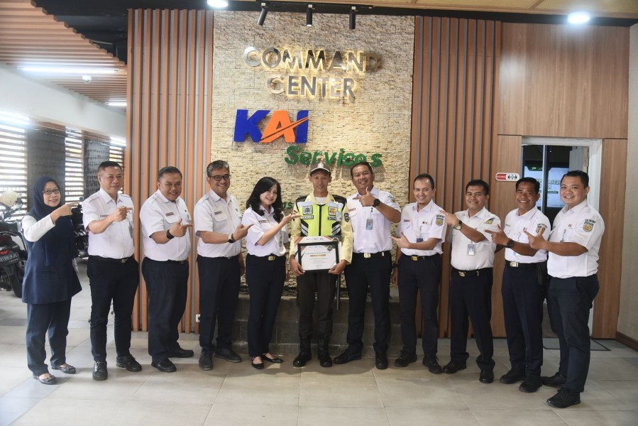 KAI Services Buka Peluang Karier Luas untuk Angkutan Lebaran 2025, Terima Pelamar Hingga Usia 45 Tahun