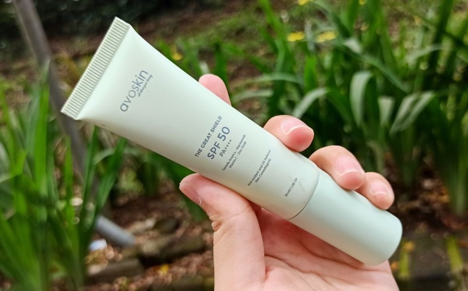 Rekomendasi Sunscreen Moisturizer yang Mampu Menjaga Kelembaban Kulit: Perlindungan dan Perawatan dalam Satu Langkah