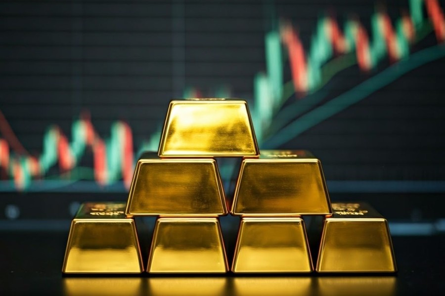 Harga Emas Menguat Di Tengah Tekanan Global, Investor Waspadai Dua Risiko Besar