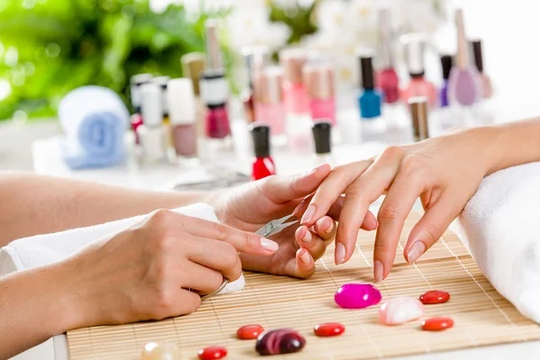 Salon Kecantikan Plus Nail Art Terbaik di Samarinda