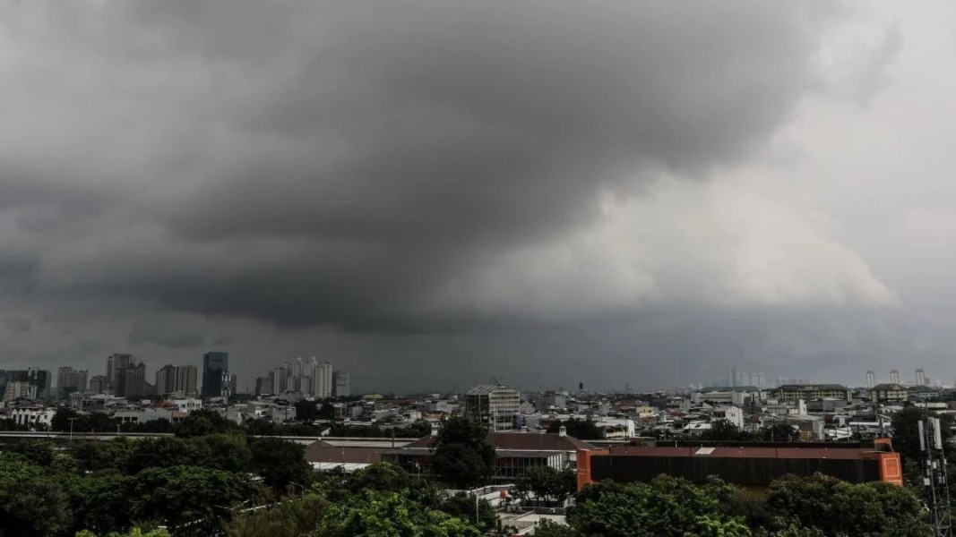 BMKG Ingatkan Waspada Cuaca Ekstrem di Sejumlah Wilayah