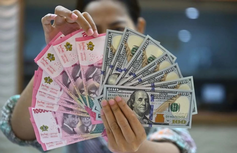 Nilai Tukar Rupiah terhadap Dolar AS Hari Ini, Senin 19 Januari 2026, Bergerak Fluktuatif