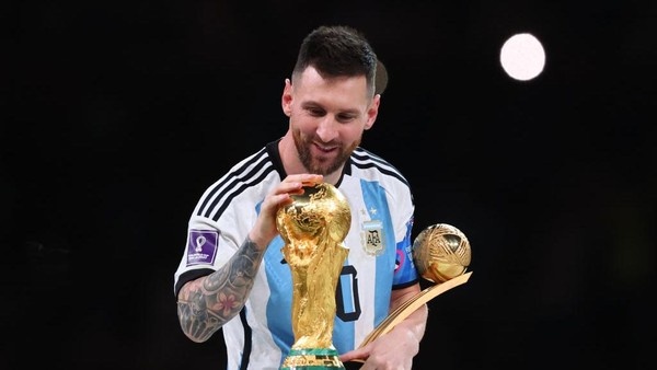 Messi Fokus Jaga Fisik, Belum Putuskan Pensiun