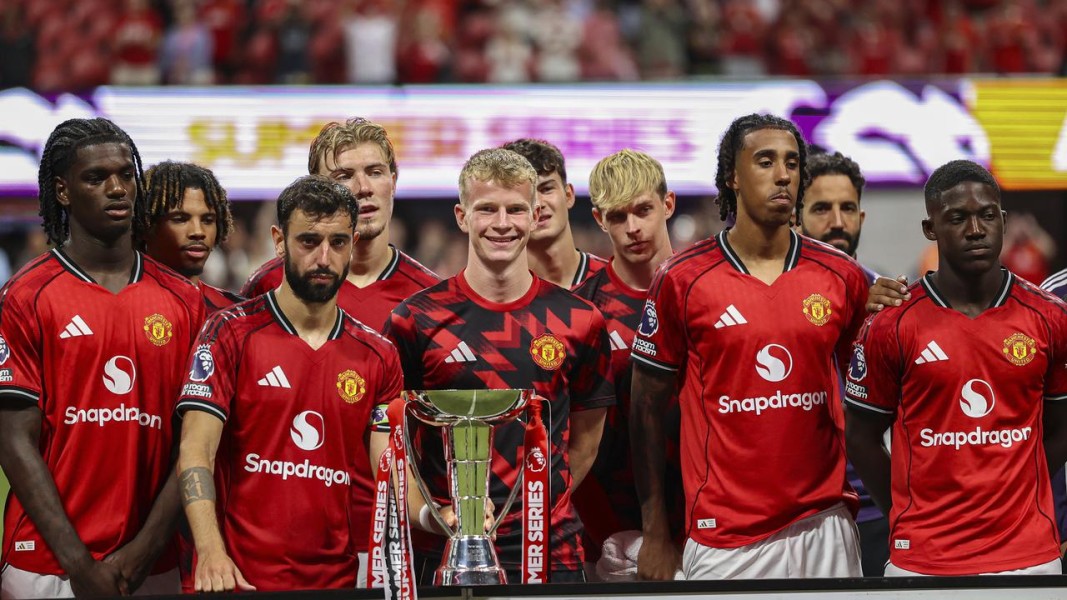 Manchester United Bersiap Hadapi Kejutan Bursa Transfer