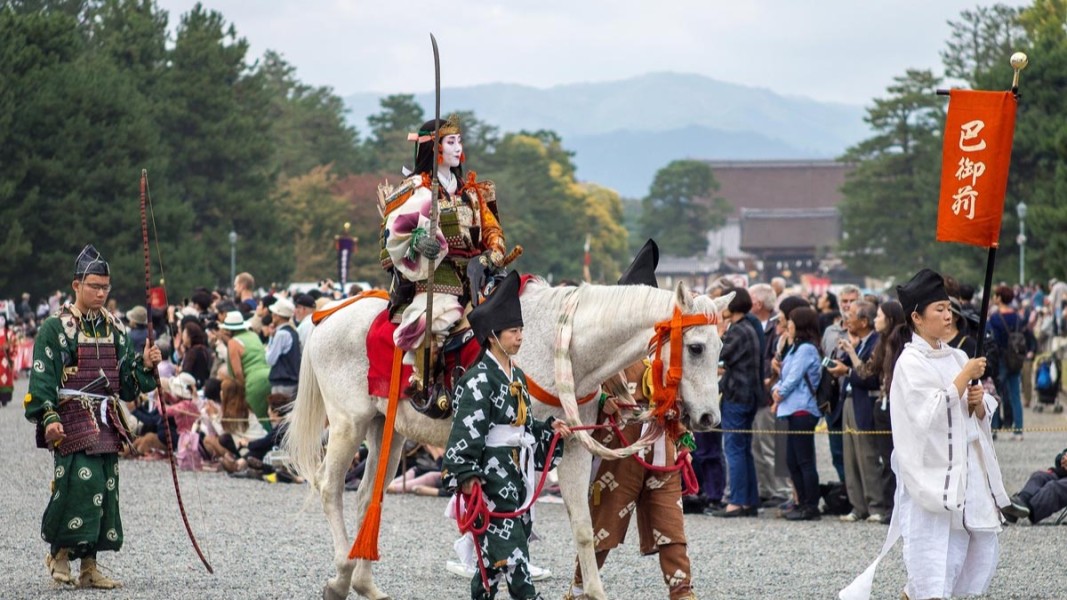 Festival Musim Gugur Jepang: Warna, Tradisi, dan Makna Spiritual Mendalam