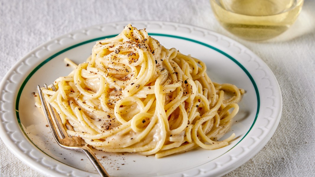 Cara Mudah Buat Cacio e Pepe, Pasta Roma Autentik