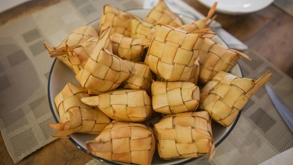 Resep Ketupat Gurih Lebaran Pulen Tahan Lama dan Tidak Cepat Basi