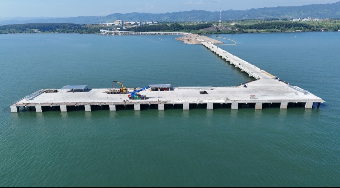 Pelabuhan Batang Siap Tingkatkan Efisiensi Logistik Pelabuhan Batang Siap Tingkatkan Efisiensi Logistik