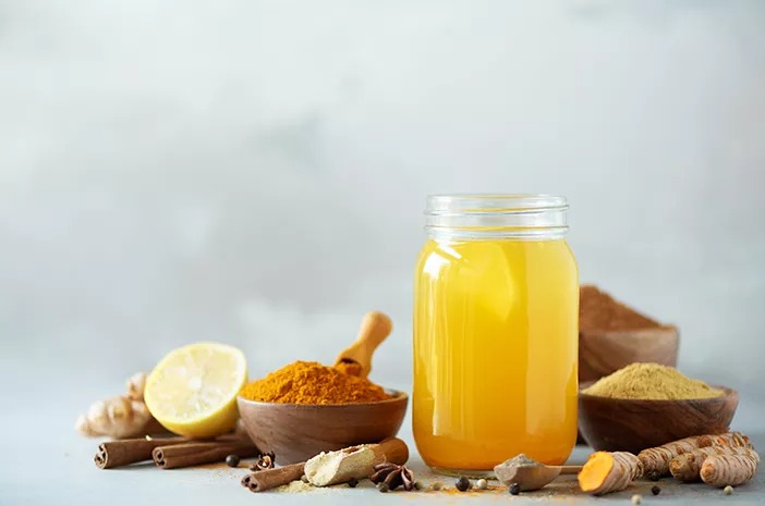 Rahasia Air Rebusan Herbal Jaga Imunitas Musim Hujan