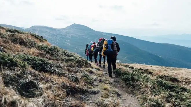Manfaat Mendaki Gunung untuk Tubuh Lebih Sehat