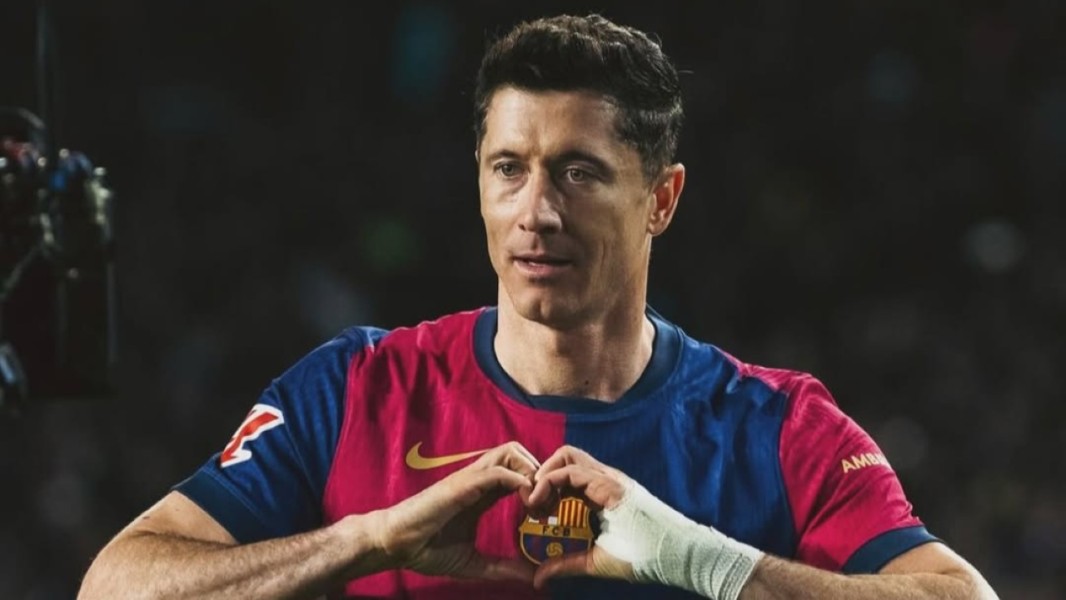 Lewandowski Tolak Fenerbahce di Tengah Masa Depan Tidak Pasti